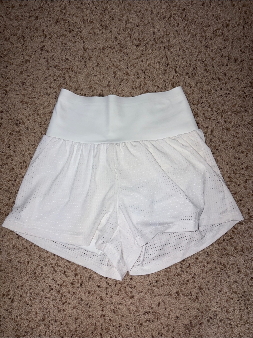 HALARA White High-Waist Tummy Control Athletic Shorts
